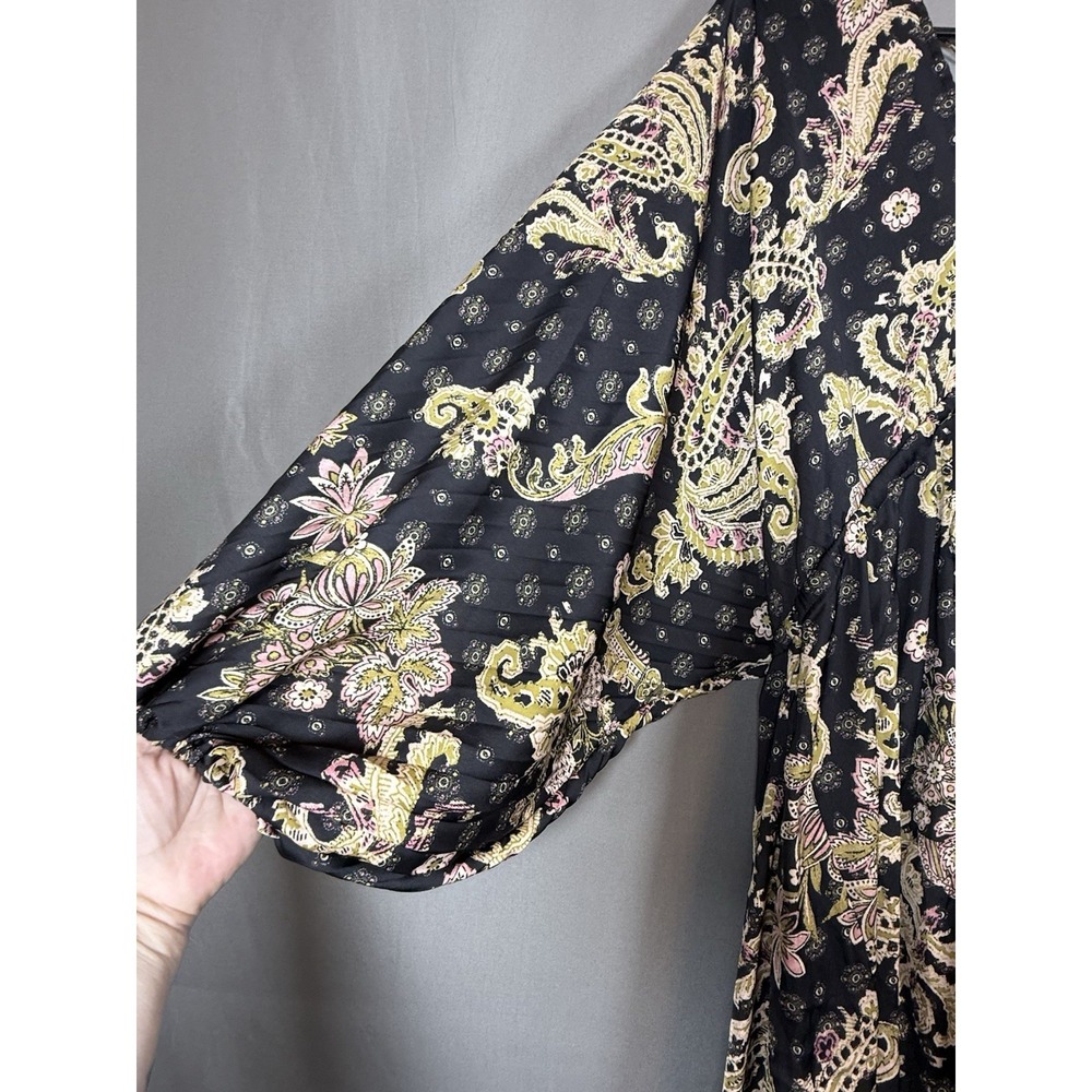 Free People Arzel Mini Dress Black Combo Paisley Festival Boho V Neck XS - Picture 13 of 16